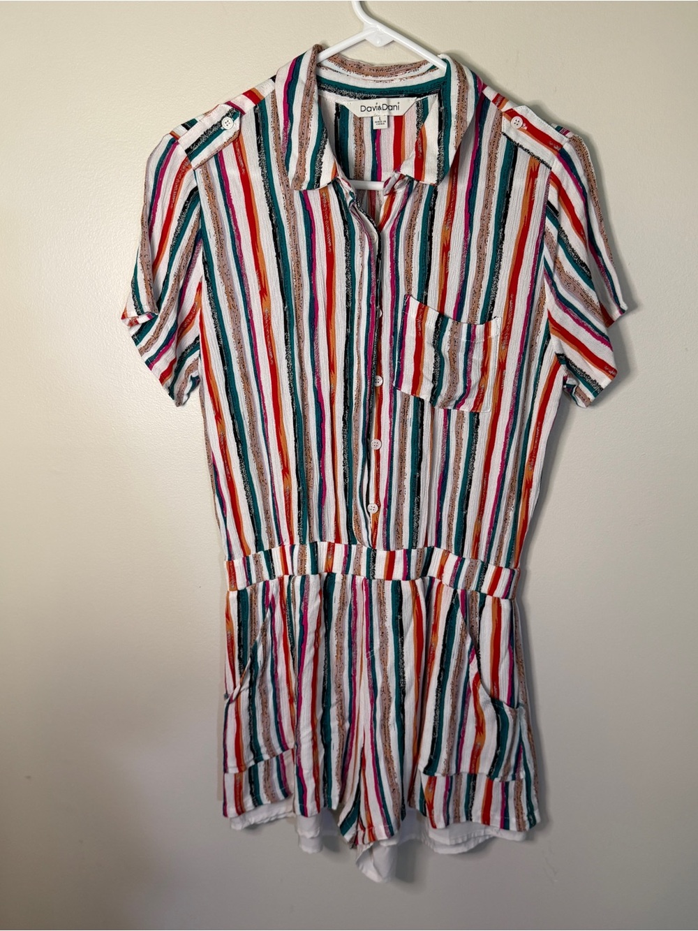 womens multicolor romper striped shorts lined with pockets sz large Davi & Dani